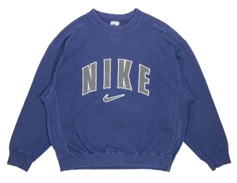 Shop Vintage Nike Clothes .